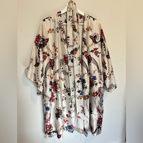 Zara Women's Floral Satin Kimono Robe - Cream and Multicolor - Picture 9 of 10